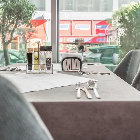 Vh Eurostar Congress & 4*